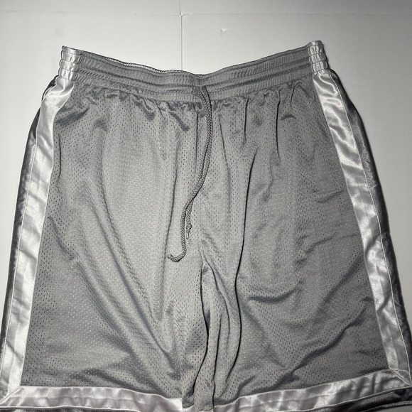 Bᴀsᴋᴇᴛʙᴀʟʟ sʜᴏʀᴛs xʟ @WX - Picture 7 of 9